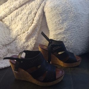 Seven brand wedges